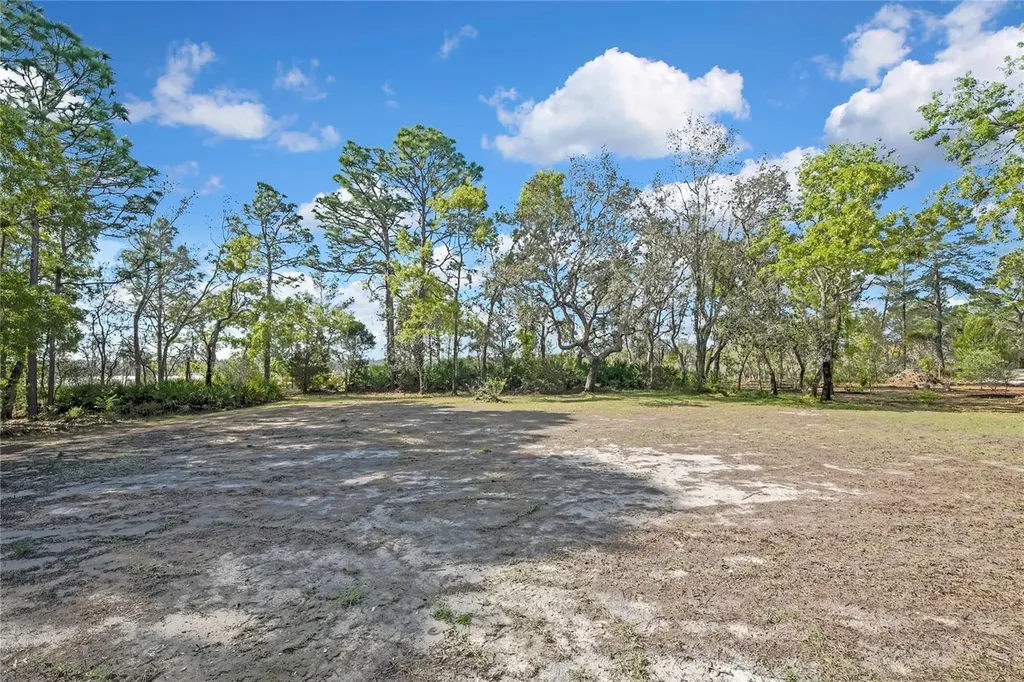 7250 Madrid Road Weeki Wachee FL 34613