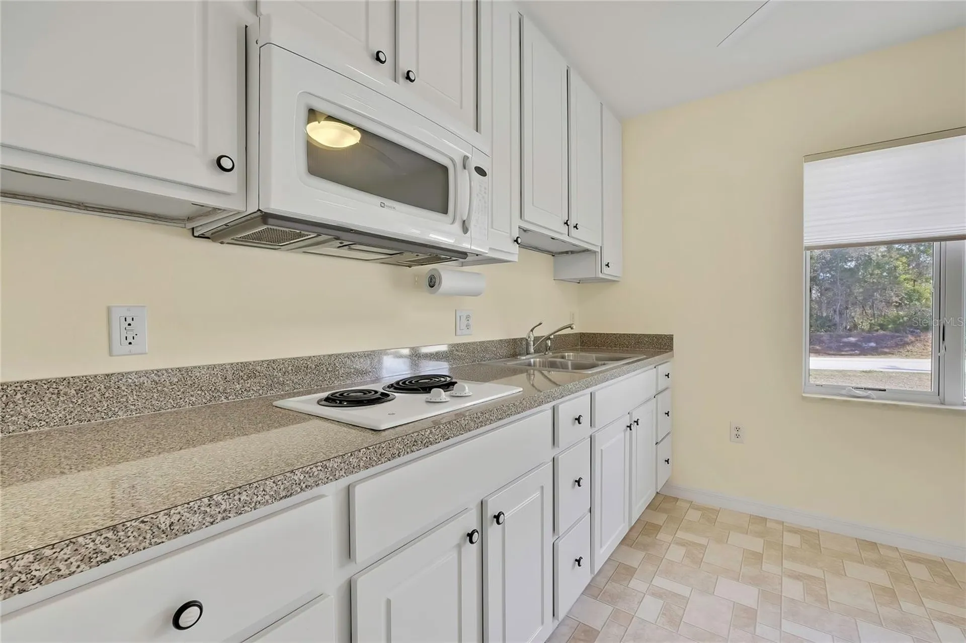 7250 Madrid Road Weeki Wachee FL 34613