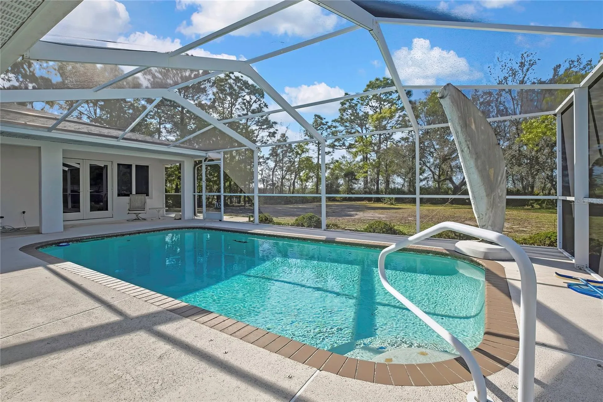 7250 Madrid Road Weeki Wachee FL 34613