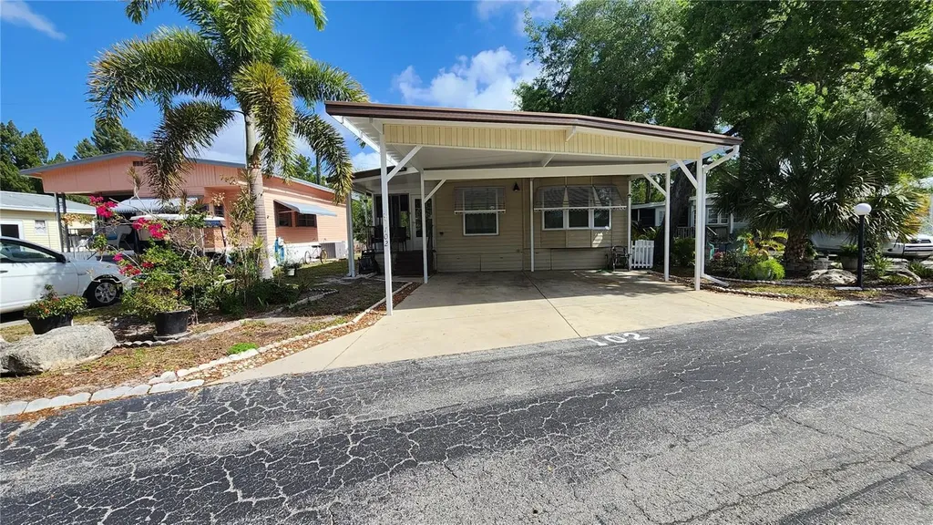 3300 26th Avenue E Bradenton FL 34208