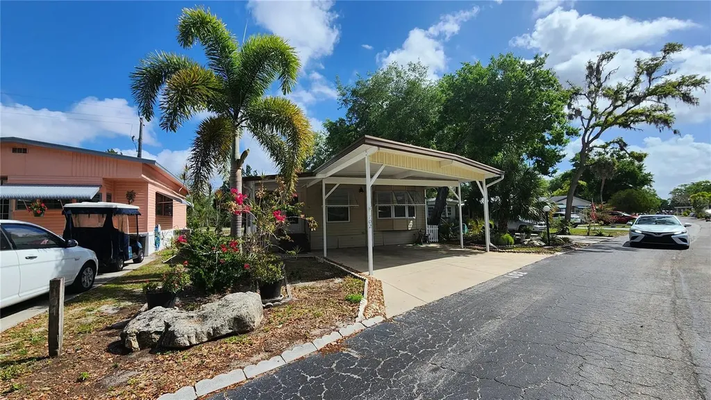 3300 26th Avenue E Bradenton FL 34208
