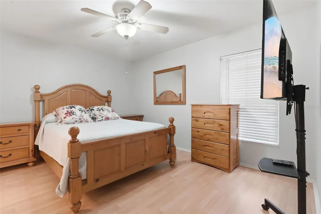 61 Floridana Road Debary FL 32713