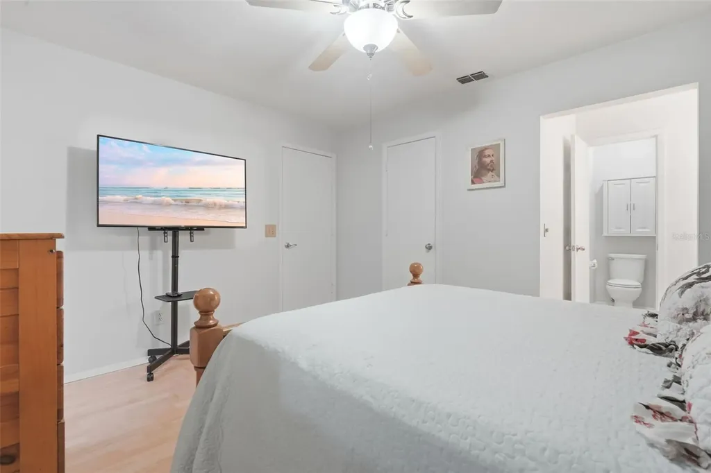 61 Floridana Road Debary FL 32713