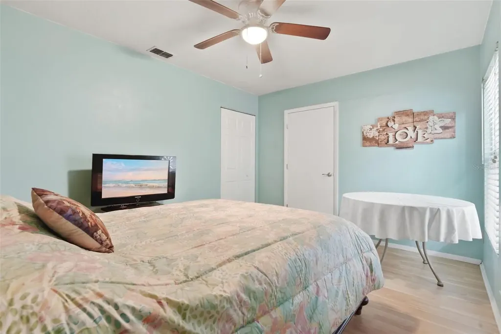 61 Floridana Road Debary FL 32713