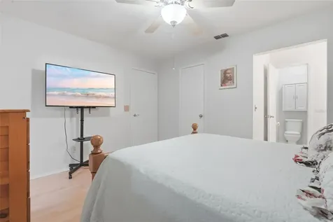61 Floridana Road Debary FL 32713