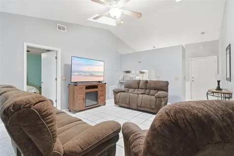 61 Floridana Road Debary FL 32713