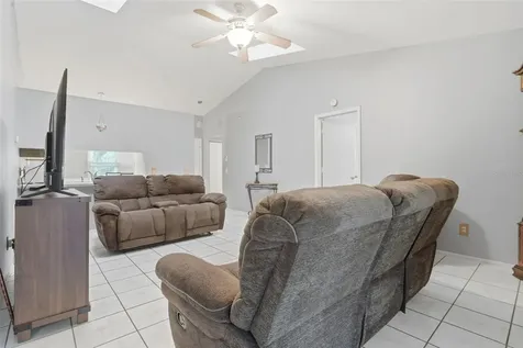 61 Floridana Road Debary FL 32713