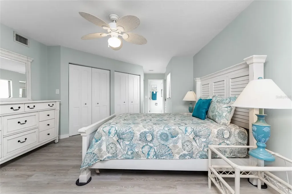 2955 N Beach Road Englewood FL 34223