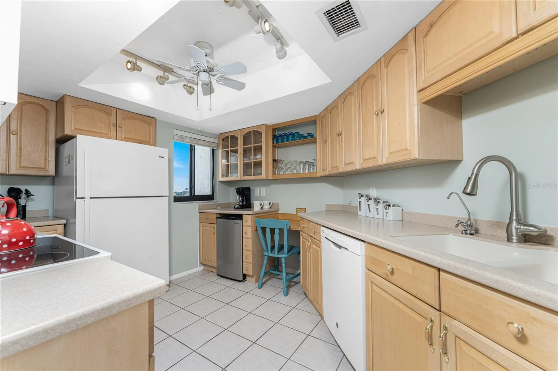 2955 N Beach Road Englewood FL 34223