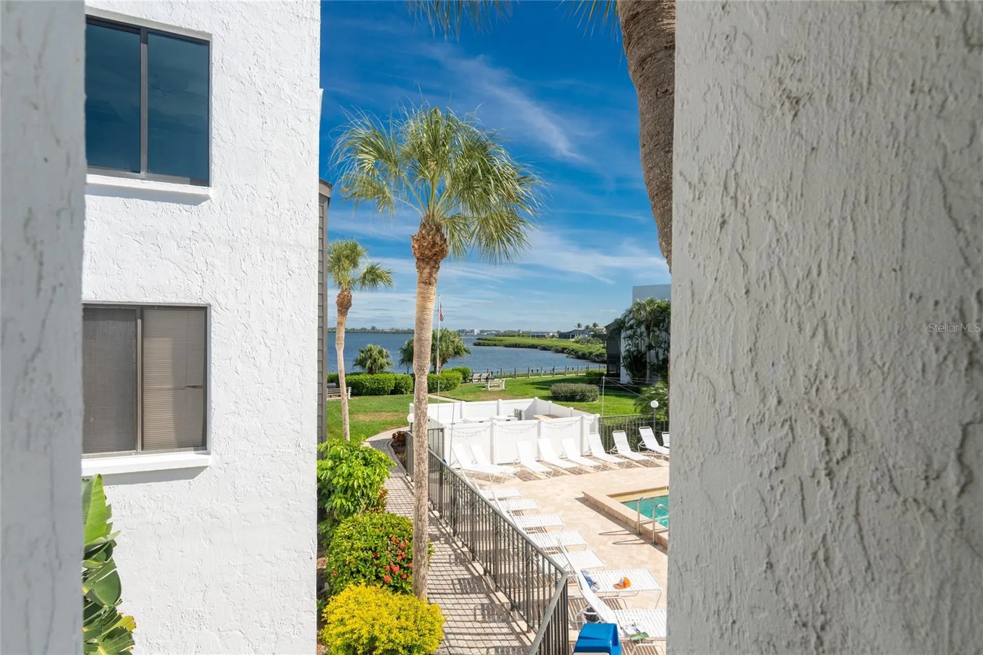 2955 N Beach Road Englewood FL 34223