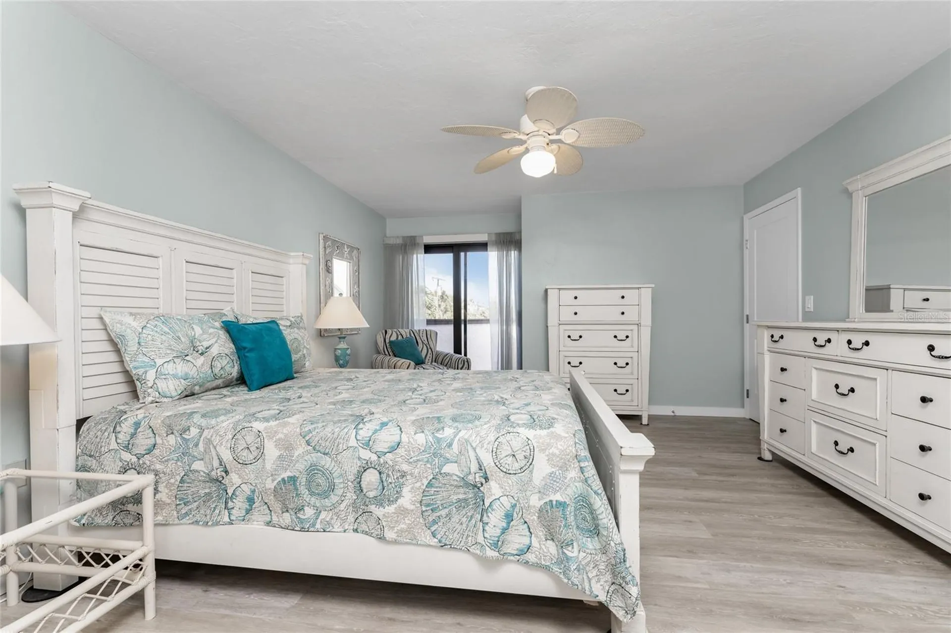 2955 N Beach Road Englewood FL 34223