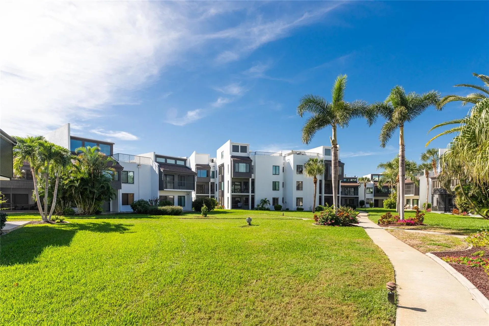 2955 N Beach Road Englewood FL 34223