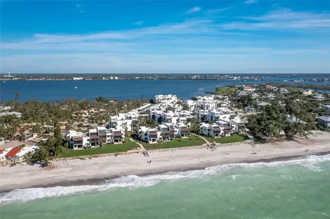 2955 N Beach Road Englewood FL 34223