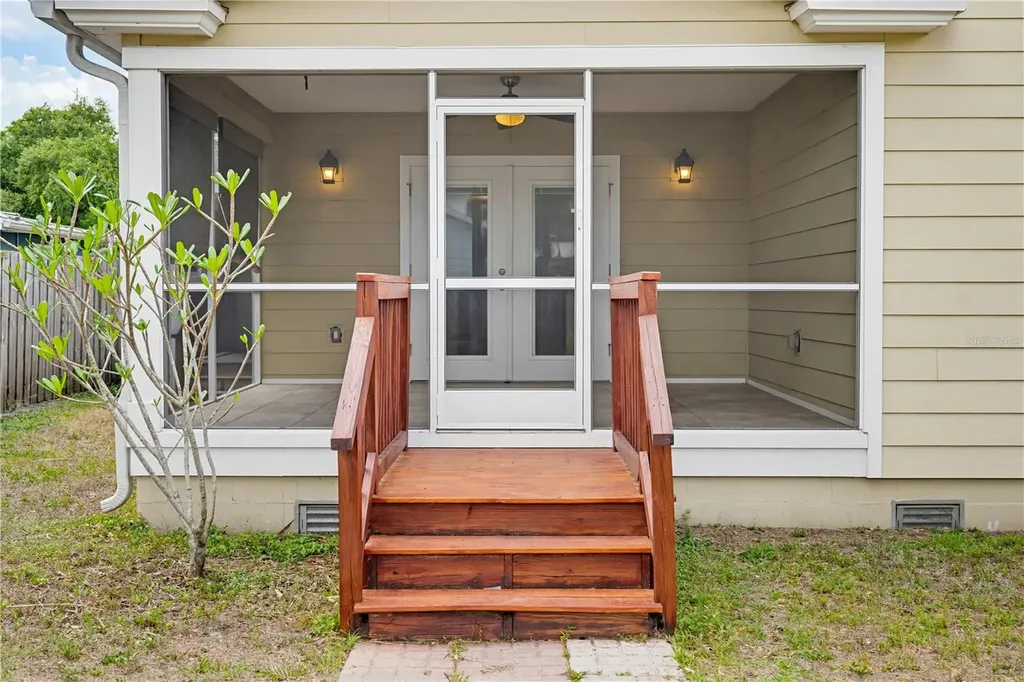 112 S Himes Avenue Tampa FL 33609