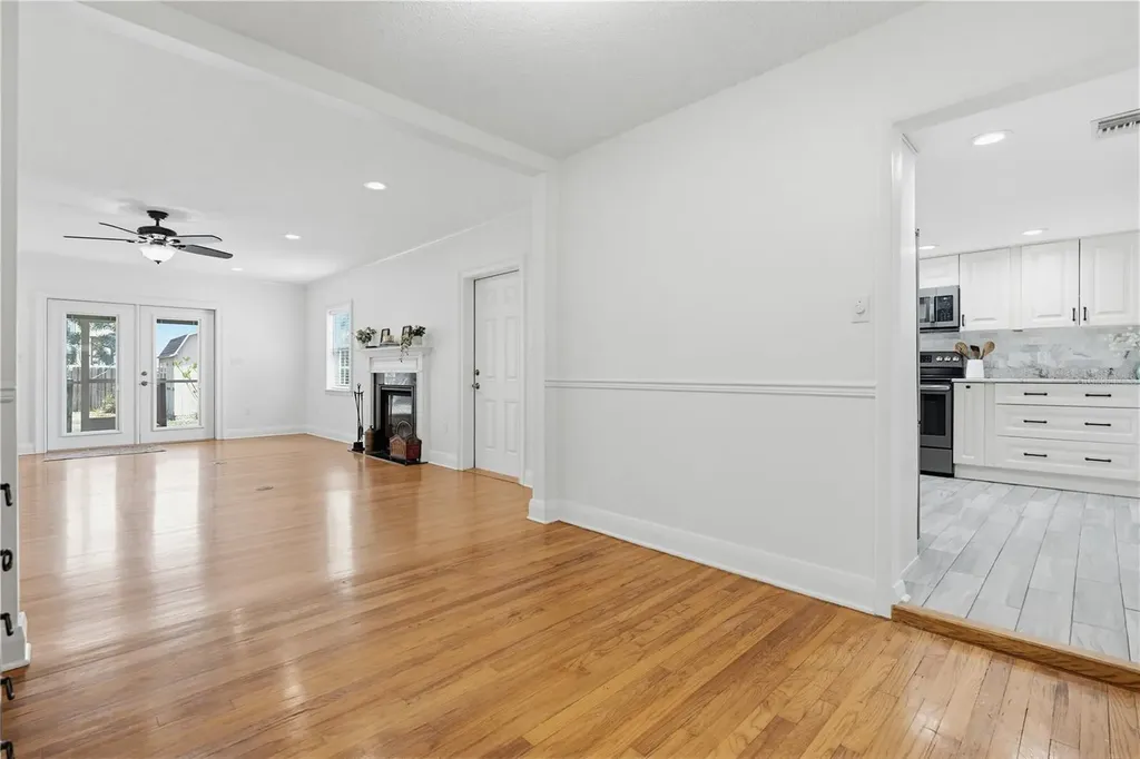 112 S Himes Avenue Tampa FL 33609