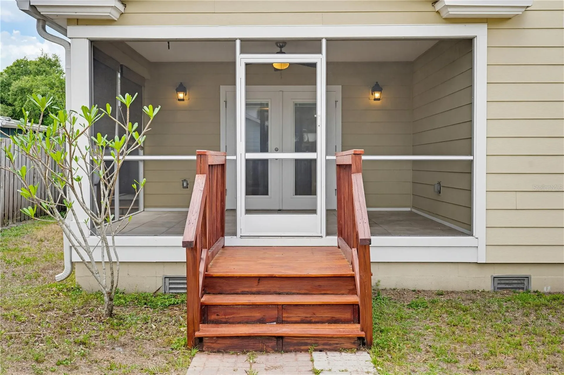 112 S Himes Avenue Tampa FL 33609