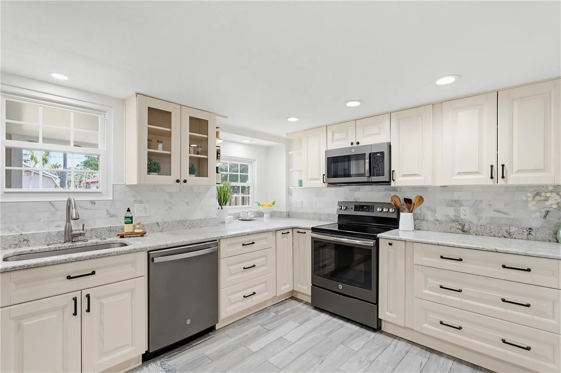 112 S Himes Avenue Tampa FL 33609