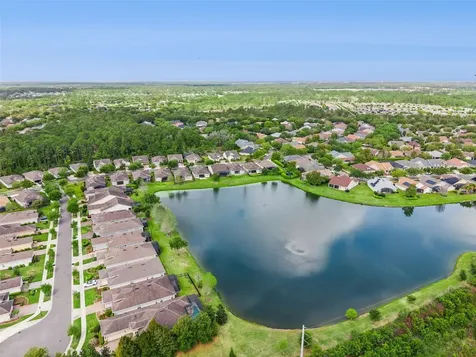 1641 Victoria Gardens Drive Deland FL 32724