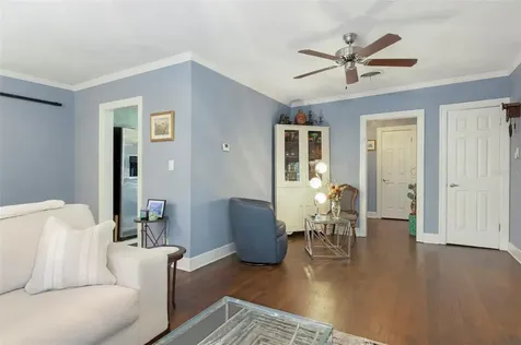 4526 1st Avenue N St Petersburg FL 33713