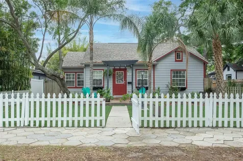 4526 1st Avenue N St Petersburg FL 33713
