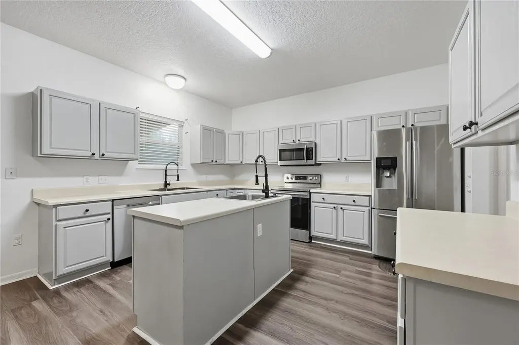 1348 SW 245th Way Newberry FL 32669