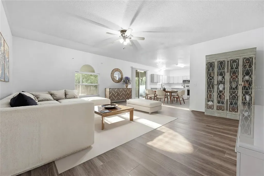 1348 SW 245th Way Newberry FL 32669
