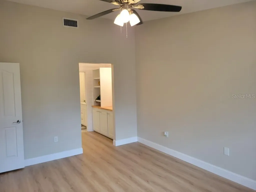 5525 Hampstead Heath Sarasota FL 34235