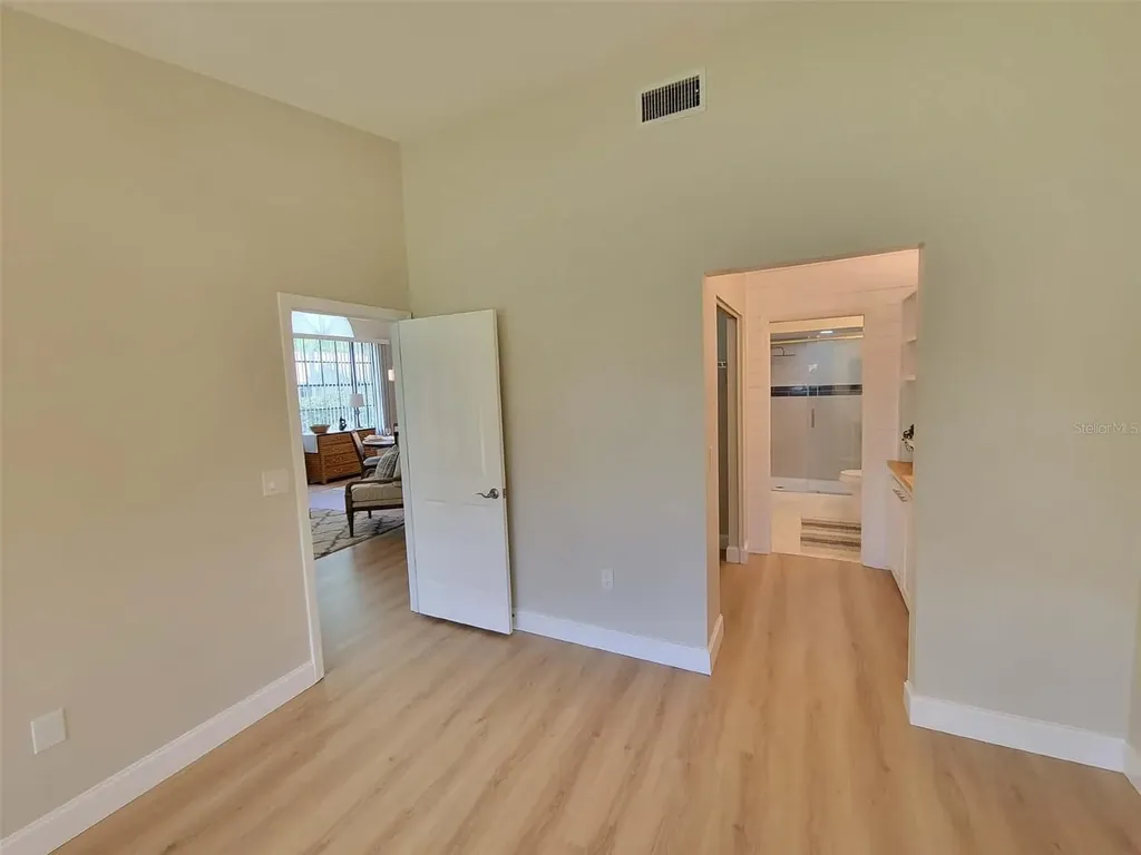 5525 Hampstead Heath Sarasota FL 34235