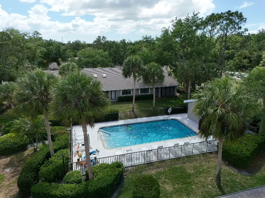 5525 Hampstead Heath Sarasota FL 34235
