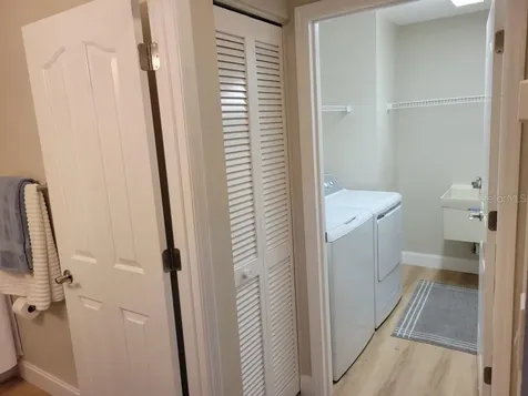 5525 Hampstead Heath Sarasota FL 34235