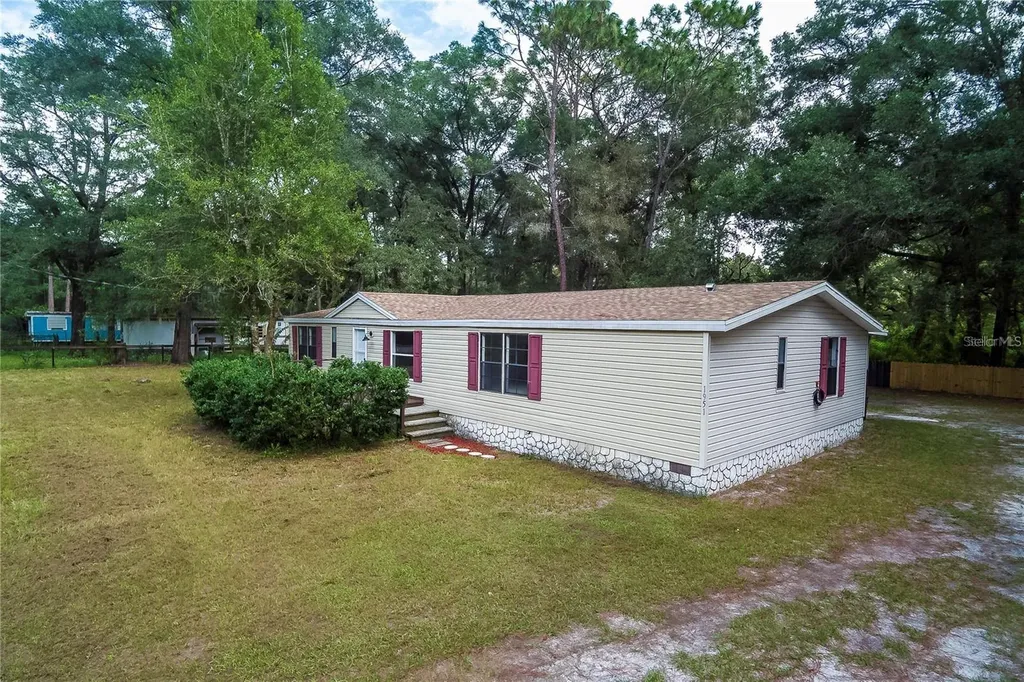 1951 NW 119th Court Ocala FL 34482