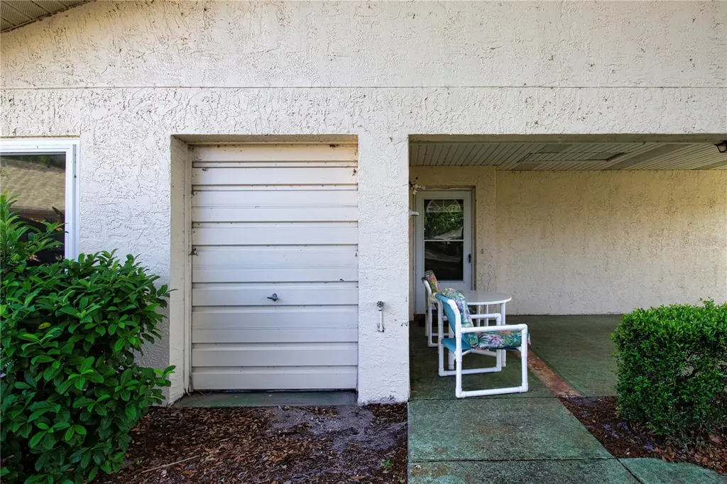 2017 Hullhouse Drive Sun City Center FL 33573