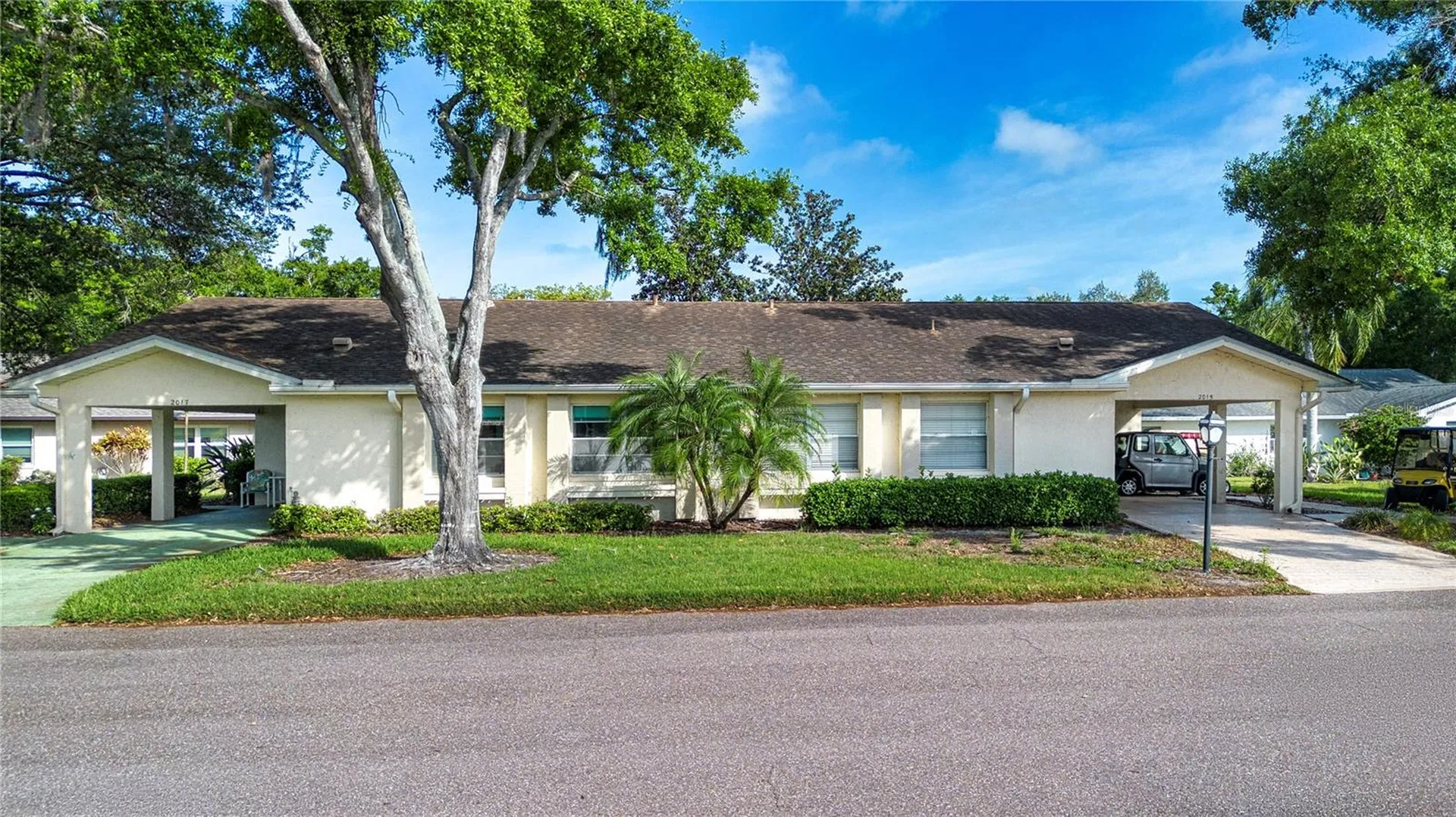 2017 Hullhouse Drive Sun City Center FL 33573