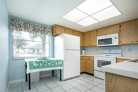 2017 Hullhouse Drive Sun City Center FL 33573