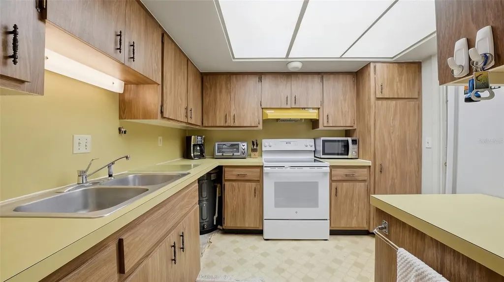 101 Whispering Sands Drive Sarasota FL 34242