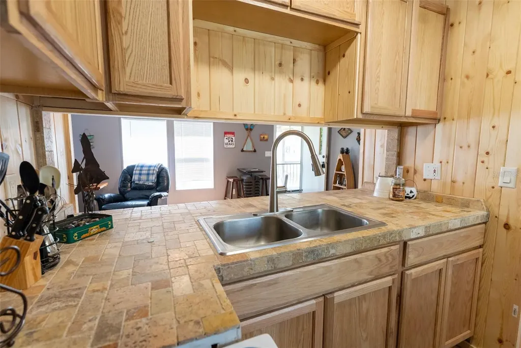 24525 NE 189th Street Fort Mc Coy FL 32134