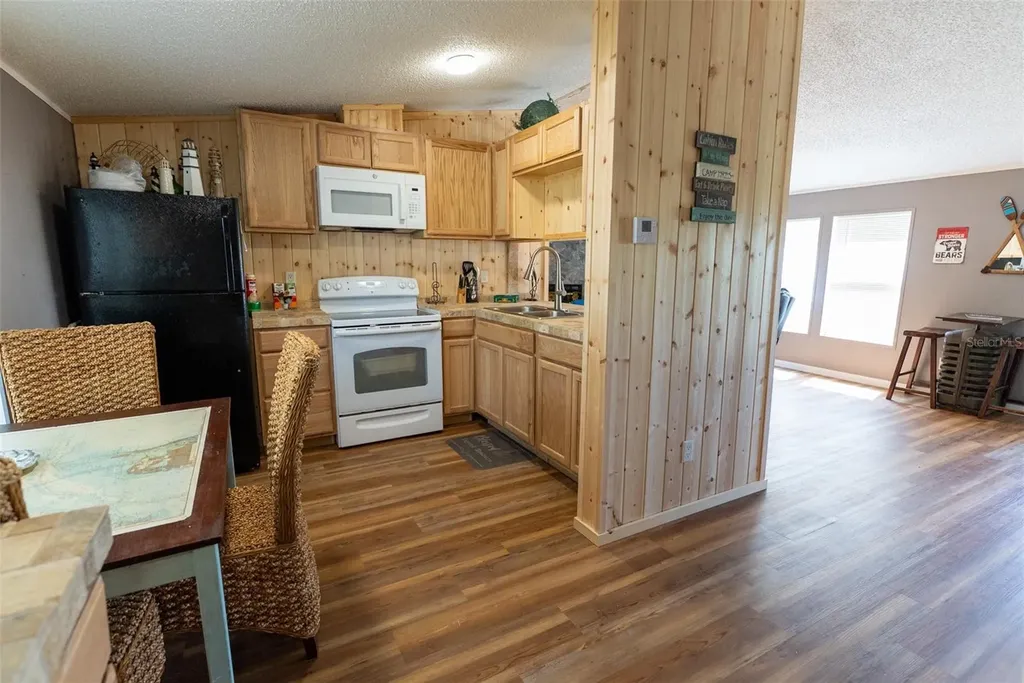 24525 NE 189th Street Fort Mc Coy FL 32134