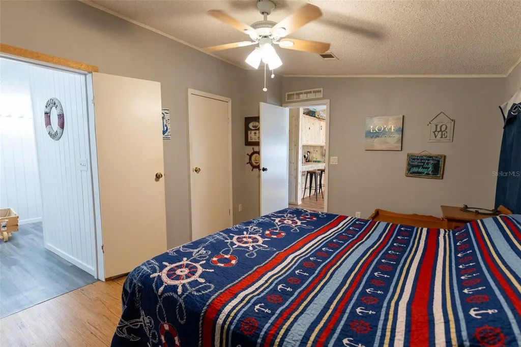 24525 NE 189th Street Fort Mc Coy FL 32134