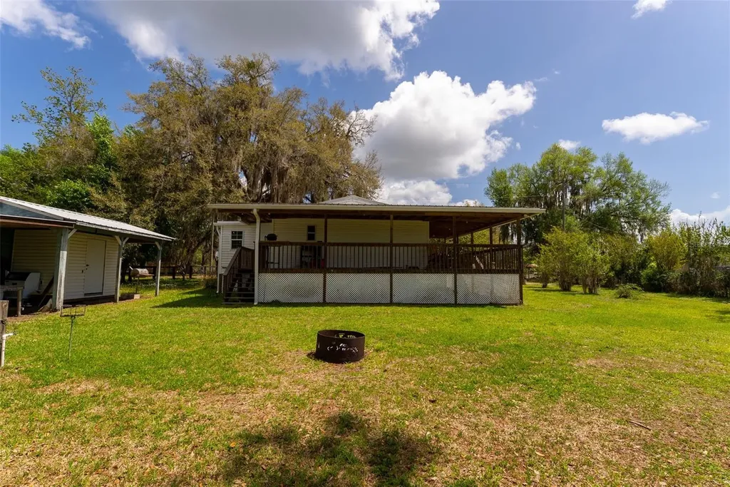24525 NE 189th Street Fort Mc Coy FL 32134
