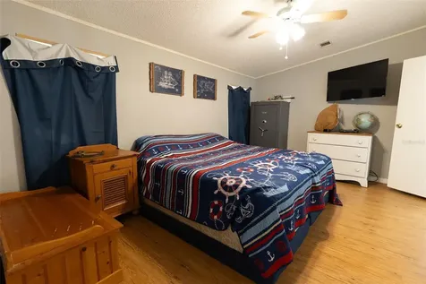 24525 NE 189th Street Fort Mc Coy FL 32134