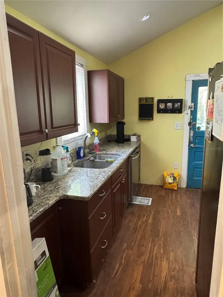 1015 12th Street W Bradenton FL 34205