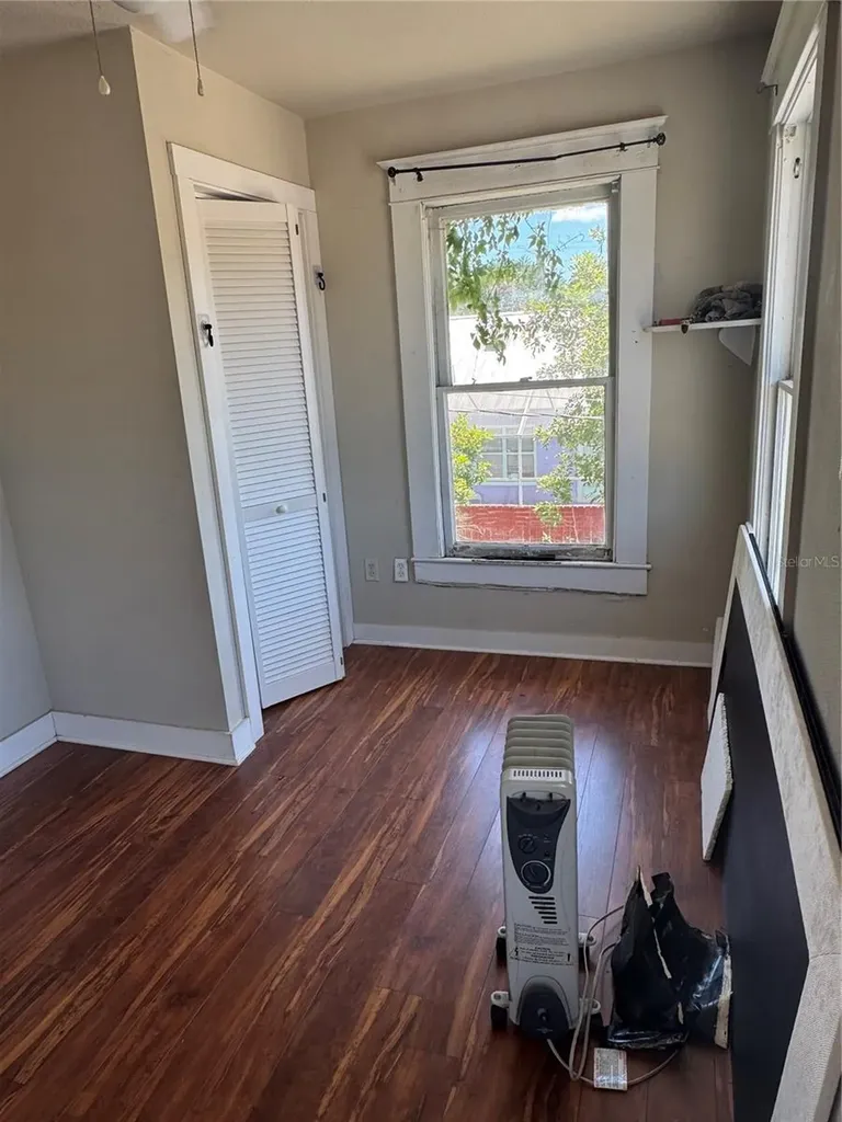 1015 12th Street W Bradenton FL 34205