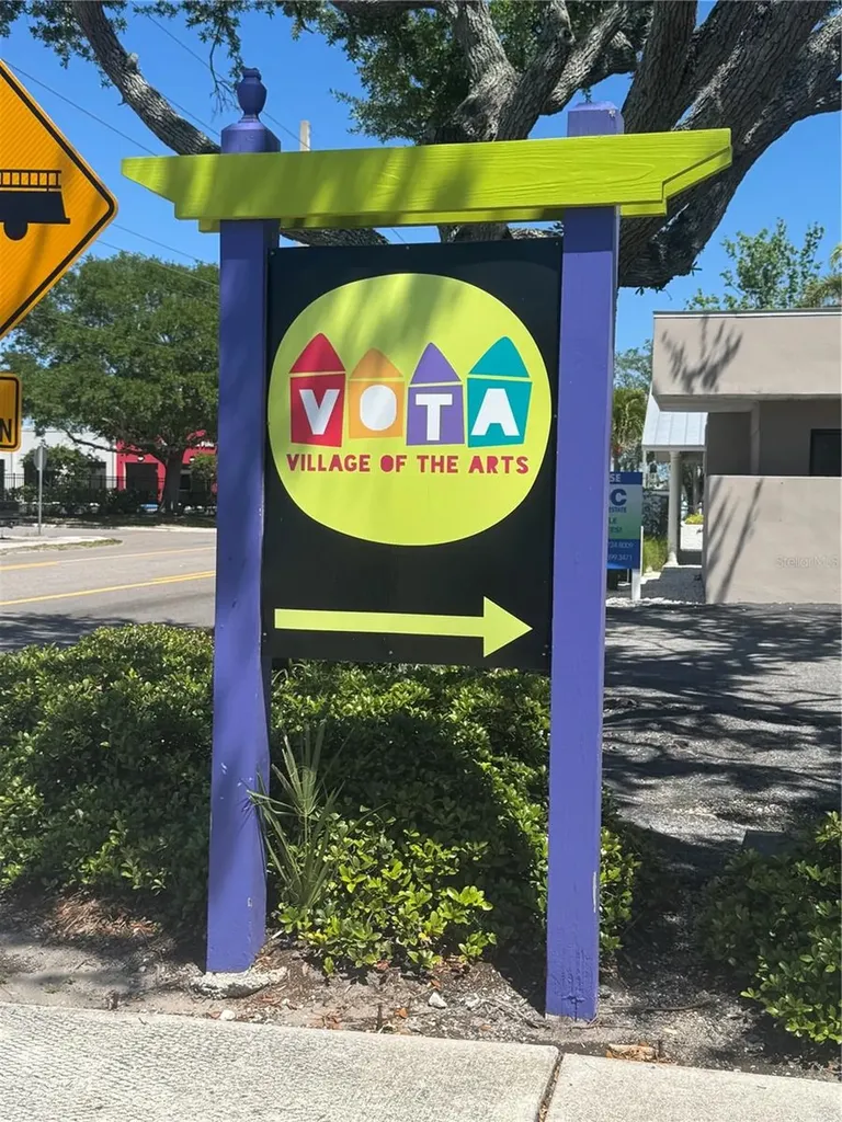 1015 12th Street W Bradenton FL 34205
