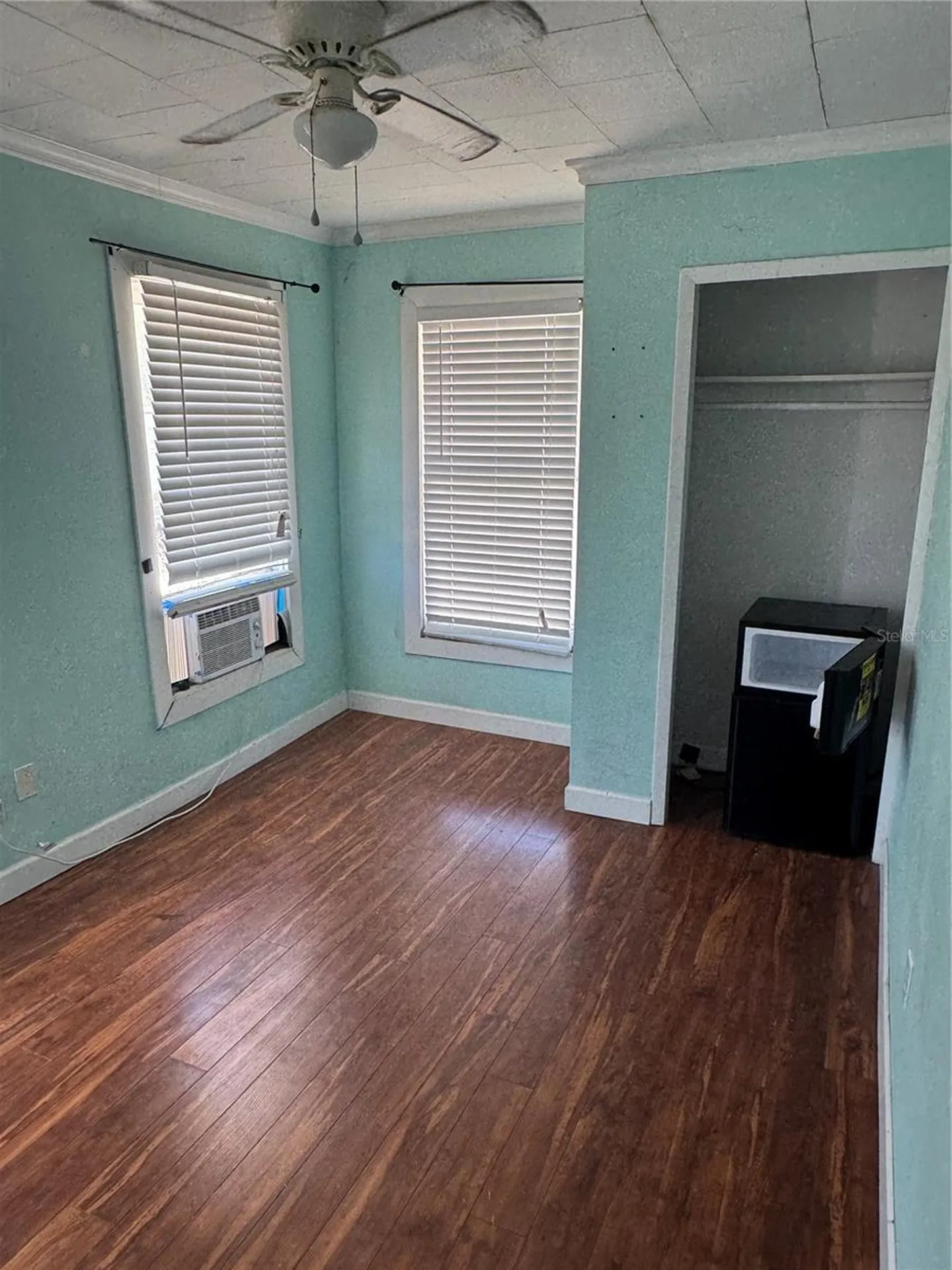 1015 12th Street W Bradenton FL 34205