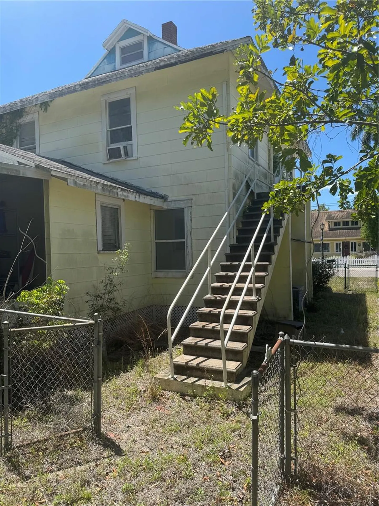 1015 12th Street W Bradenton FL 34205