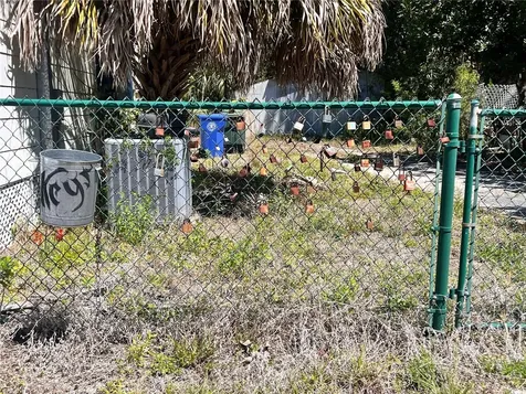 1015 12th Street W Bradenton FL 34205