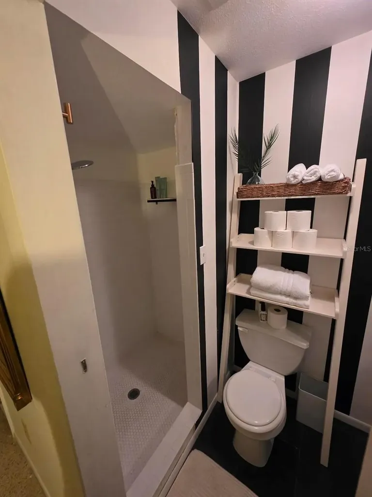 4718 Crystal Avenue Sarasota FL 34231