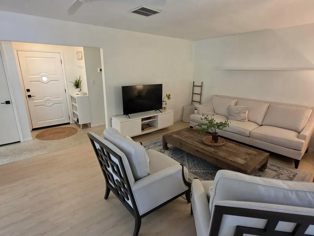 4718 Crystal Avenue Sarasota FL 34231