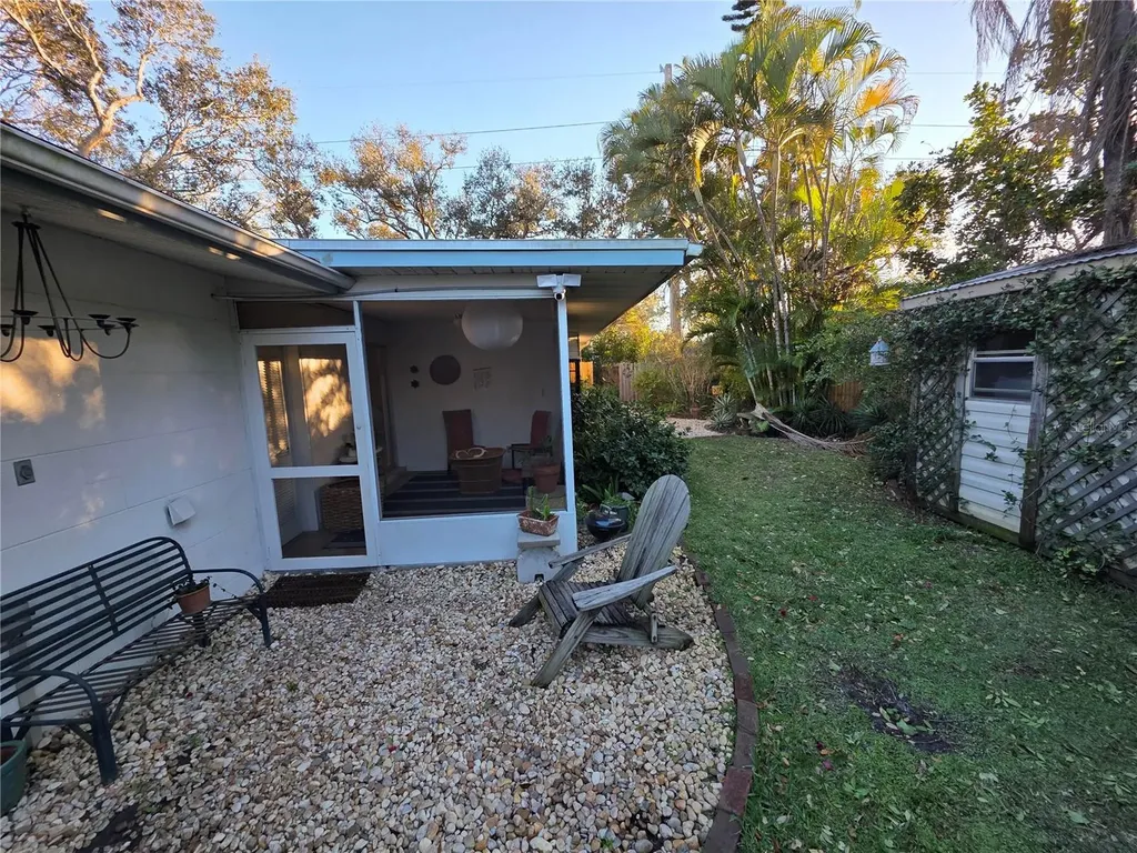 4718 Crystal Avenue Sarasota FL 34231