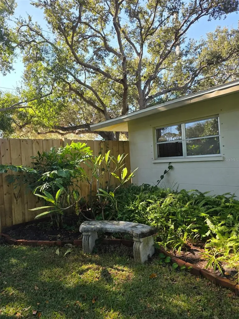 4718 Crystal Avenue Sarasota FL 34231